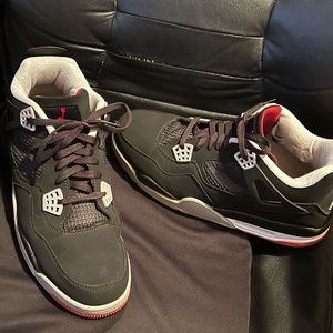 Jordan 4 Black & Red Size 13 Condition 9/10